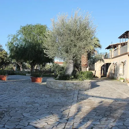 Bed & Breakfast Casale Siciliano Di Miryam Tiralongo *