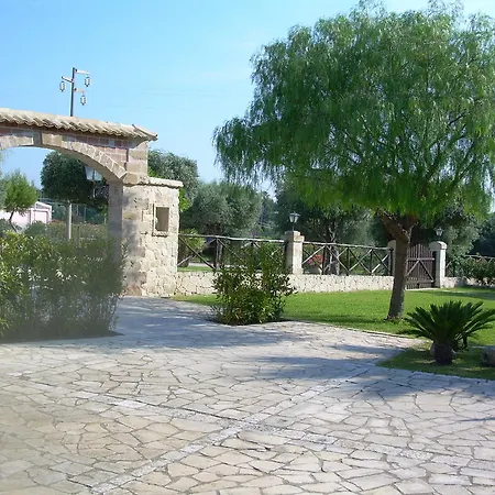 Bed & Breakfast Casale Siciliano Di Miryam Tiralongo *