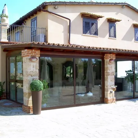 Casale Siciliano Di Miryam Tiralongo